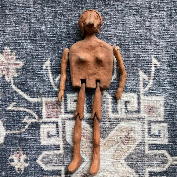 Handcrafted Clay Hinged Figural Sculpture - Picture 6 of 8